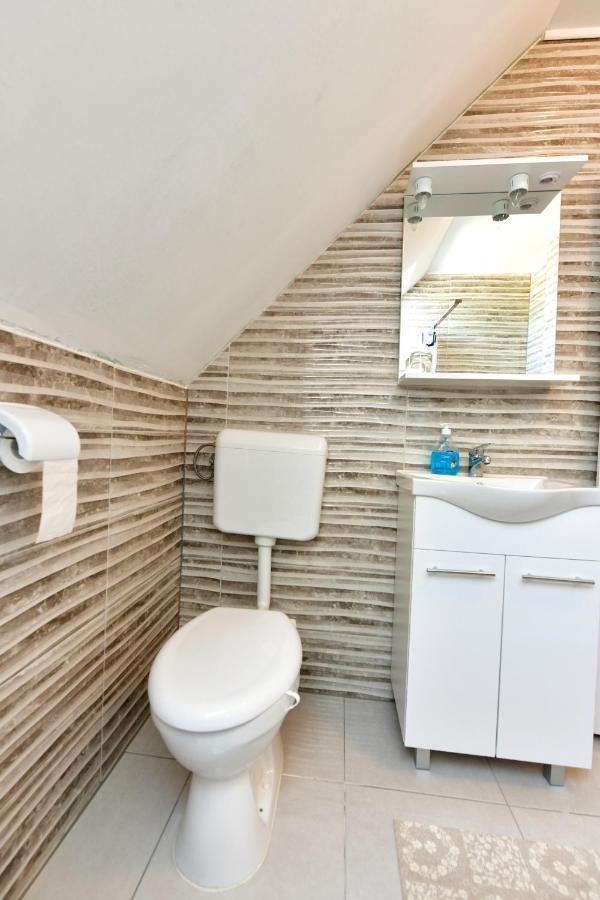 Kuca Za Odmor Roby Apartment Saborsko Екстериор снимка
