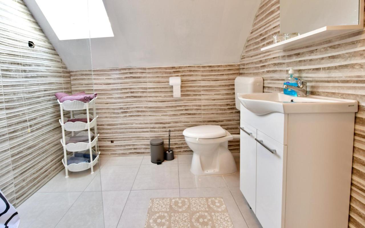 Kuca Za Odmor Roby Apartment Saborsko Екстериор снимка