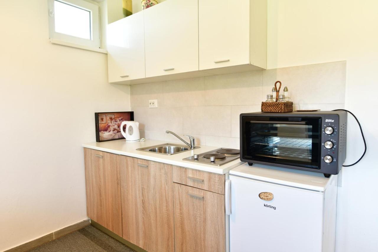 Kuca Za Odmor Roby Apartment Saborsko Екстериор снимка